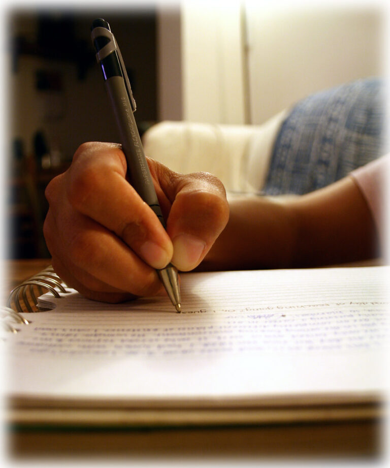 writing letter desk pen